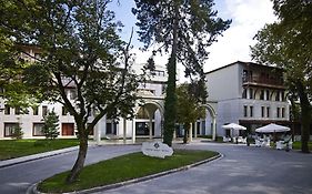 Grand Serai Congress And Spa